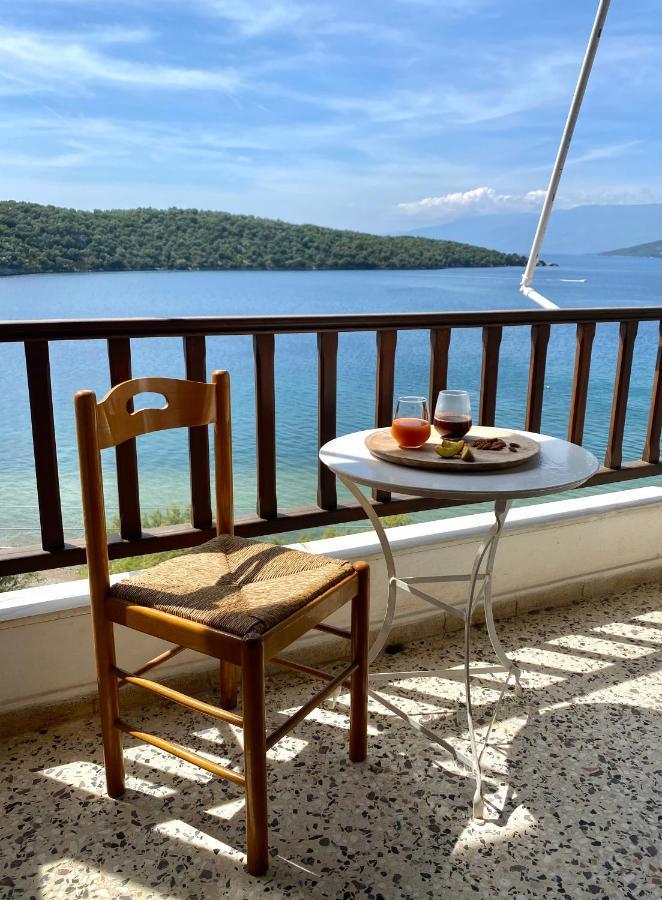 Blue Bay Hotel Milina Exterior photo
